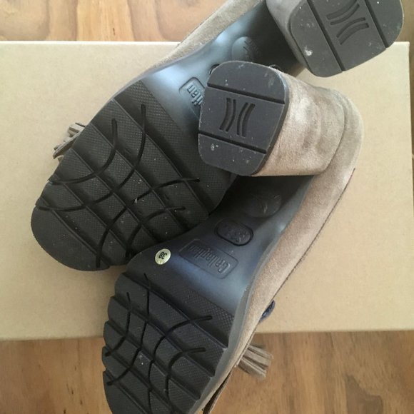 Women Callaghan Suede Tassel Heel Shoes - Picture 6 of 8